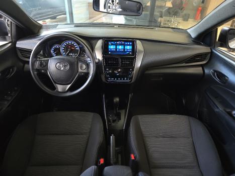 TOYOTA Yaris Hatch 1.5 16V 4P FLEX XL MULTIDRIVE AUTOM�TICO CVT, Foto 7