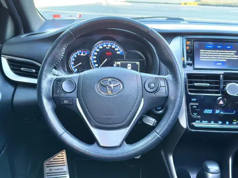 TOYOTA Yaris Hatch 1.5 16V 4P FLEX XLS MULTIDRIVE AUTOM�TICO CVT, Foto 9
