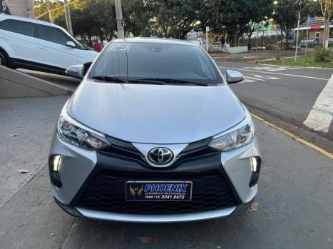 TOYOTA Yaris Hatch 1.5 16V 4P FLEX XS CONNECT MULTIDRIVE AUTOM�TICO CVT, Foto 2