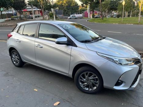 TOYOTA Yaris Hatch 1.5 16V 4P FLEX XS CONNECT MULTIDRIVE AUTOM�TICO CVT, Foto 3