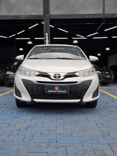 TOYOTA Yaris Hatch 1.3 16V 4P FLEX XL MULTIDRIVE AUTOM�TICO CVT, Foto 2
