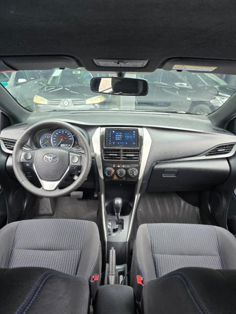 TOYOTA Yaris Hatch 1.3 16V 4P FLEX XL MULTIDRIVE AUTOM�TICO CVT, Foto 8