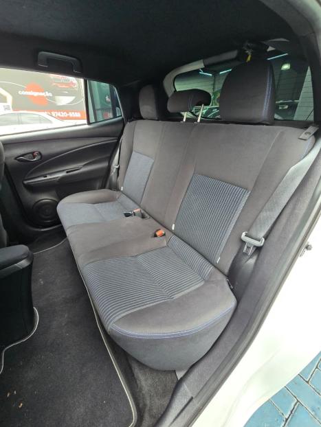 TOYOTA Yaris Hatch 1.3 16V 4P FLEX XL MULTIDRIVE AUTOM�TICO CVT, Foto 12