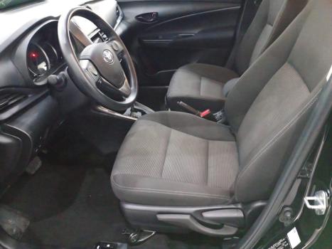 TOYOTA Yaris Hatch 1.3 16V 4P FLEX XL MULTIDRIVE AUTOM�TICO CVT, Foto 3