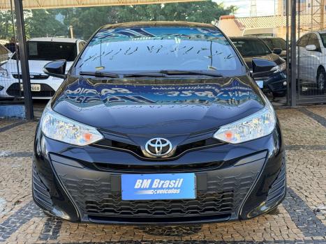 TOYOTA Yaris Hatch 1.5 16V 4P FLEX XL PLUS CONNECT MULTIDRIVE AUTOM�TICO CVT, Foto 2
