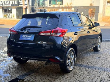TOYOTA Yaris Hatch 1.5 16V 4P FLEX XL PLUS CONNECT MULTIDRIVE AUTOM�TICO CVT, Foto 4
