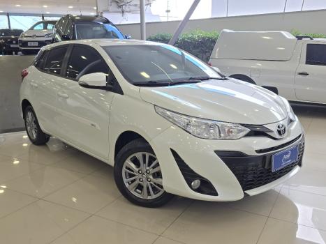 TOYOTA Yaris Hatch 1.3 16V 4P FLEX XL PLUS TECH MULTIDRIVE AUTOM�TICO CVT, Foto 1