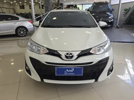 TOYOTA Yaris Hatch 1.3 16V 4P FLEX XL PLUS TECH MULTIDRIVE AUTOM�TICO CVT, Foto 2