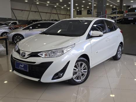 TOYOTA Yaris Hatch 1.3 16V 4P FLEX XL PLUS TECH MULTIDRIVE AUTOM�TICO CVT, Foto 3