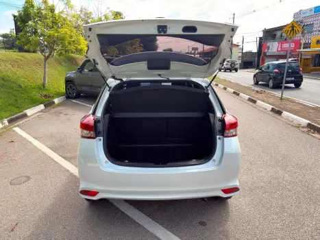 TOYOTA Yaris Hatch 1.5 16V 4P FLEX XLS MULTIDRIVE AUTOM�TICO CVT, Foto 15
