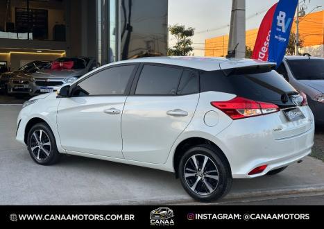 TOYOTA Yaris Hatch 1.5 16V 4P FLEX XS MULTIDRIVE AUTOM�TICO CVT, Foto 4