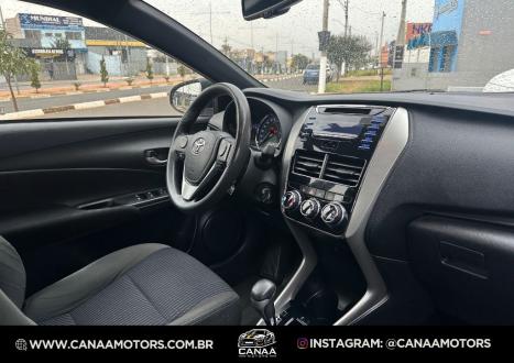 TOYOTA Yaris Hatch 1.3 16V 4P FLEX XL, Foto 10