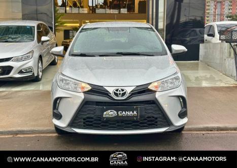 TOYOTA Yaris Hatch 1.5 16V 4P FLEX XL MULTIDRIVE AUTOM�TICO CVT, Foto 2
