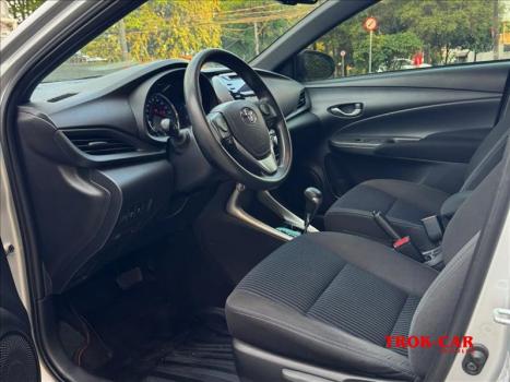 TOYOTA Yaris Hatch 1.3 16V 4P FLEX XL, Foto 7
