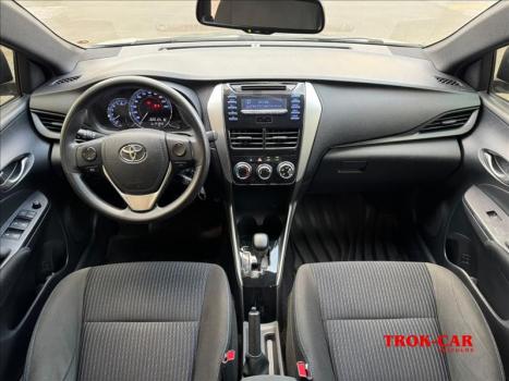 TOYOTA Yaris Hatch 1.3 16V 4P FLEX XL, Foto 9