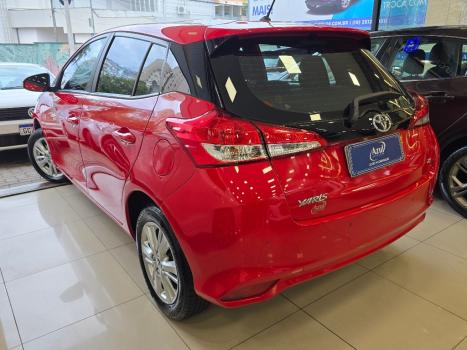 TOYOTA Yaris Hatch 1.3 16V 4P FLEX XL MULTIDRIVE AUTOMÁTICO CVT, Foto 4