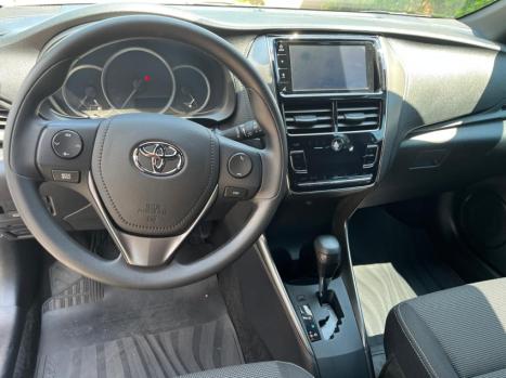 TOYOTA Yaris Hatch 1.5 16V 4P FLEX XL PLUS CONNECT MULTIDRIVE AUTOMÁTICO CVT, Foto 9