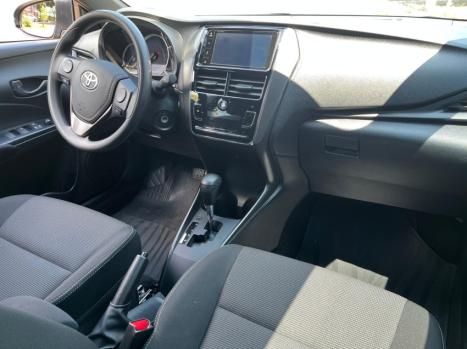 TOYOTA Yaris Hatch 1.5 16V 4P FLEX XL PLUS CONNECT MULTIDRIVE AUTOMÁTICO CVT, Foto 10