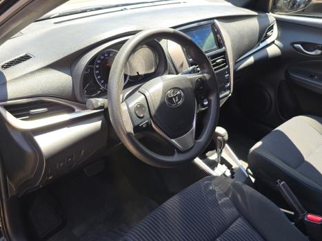 TOYOTA Yaris Hatch 1.5 16V 4P FLEX XL PLUS CONNECT MULTIDRIVE AUTOMÁTICO CVT, Foto 15