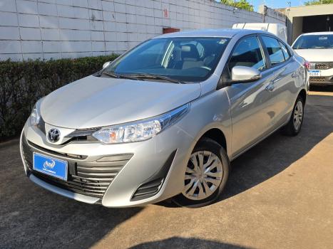 TOYOTA Yaris Hatch 1.5 16V 4P FLEX S MULTDRIVE AUTOMÁTICO, Foto 3