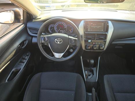 TOYOTA Yaris Hatch 1.5 16V 4P FLEX S MULTDRIVE AUTOMÁTICO, Foto 10