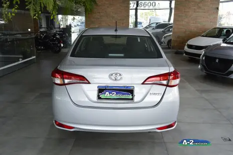 TOYOTA Yaris Sedan 1.5 16V 4P FLEX PLUS MULTIDRIVE AUTOMÁTICO CVT, Foto 13 TOYOTA Yaris Sedan 1.5 16V 4P FLEX PLUS MULTIDRIVE AUTOMÁTICO CVT, Foto 13
