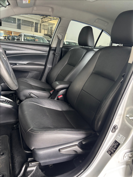 TOYOTA Yaris Sedan 1.5 16V 4P FLEX XL MULTIDRIVE AUTOMÁTICO CVT, Foto 9 TOYOTA Yaris Sedan 1.5 16V 4P FLEX XL MULTIDRIVE AUTOMÁTICO CVT, Foto 9