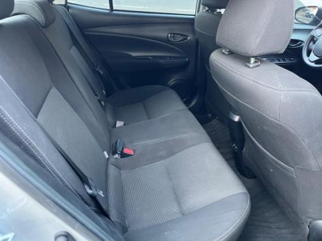 TOYOTA Yaris Sedan 1.5 16V 4P FLEX XL MULTIDRIVE AUTOMTICO CVT, Foto 9
