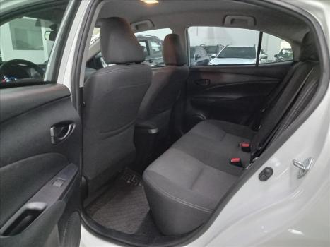TOYOTA Yaris Sedan 1.5 16V 4P FLEX XL LIVE MULTIDRIVE AUTOMTICO CVT, Foto 9