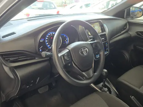 TOYOTA Yaris Sedan 1.5 16V 4P FLEX XL, Foto 13