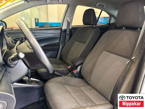 TOYOTA Yaris Sedan 1.5 16V 4P FLEX XL, Foto 2