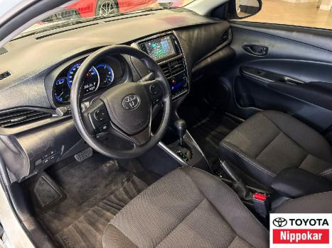 TOYOTA Yaris Sedan 1.5 16V 4P FLEX XL, Foto 3