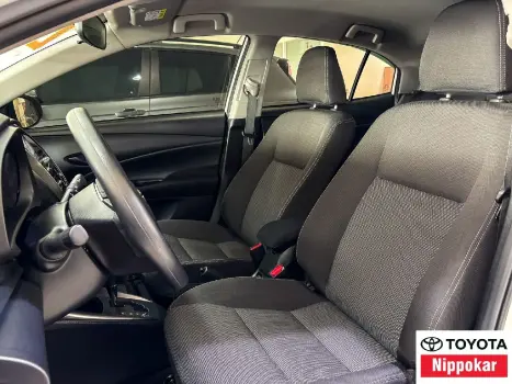 TOYOTA Yaris Sedan 1.5 16V 4P FLEX XL, Foto 2