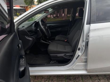 TOYOTA Yaris Sedan 1.5 16V 4P FLEX XL MULTIDRIVE AUTOM�TICO CVT, Foto 9