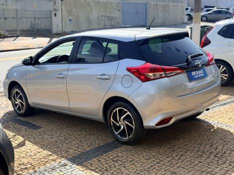 TOYOTA Yaris Sedan 1.5 16V 4P FLEX XL, Foto 6