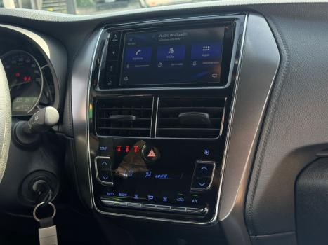 TOYOTA Yaris Sedan 1.5 16V 4P FLEX XL, Foto 11