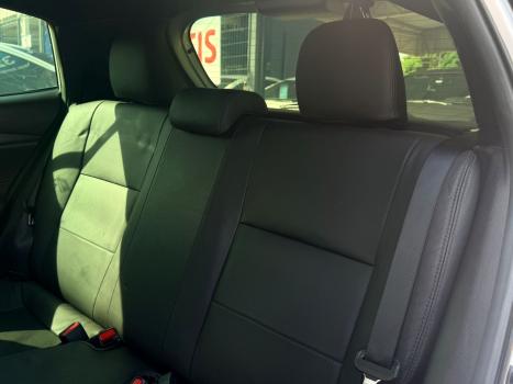 TOYOTA Yaris Sedan 1.5 16V 4P FLEX XL, Foto 13