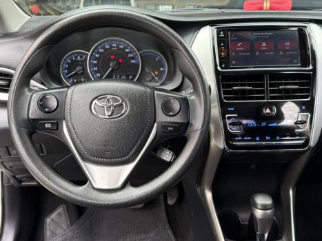 TOYOTA Yaris Sedan 1.5 16V 4P FLEX XL MULTIDRIVE AUTOM�TICO CVT, Foto 7