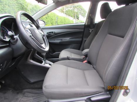 TOYOTA Yaris Sedan 1.5 16V 4P FLEX XL LIVE MULTIDRIVE AUTOM�TICO CVT, Foto 10