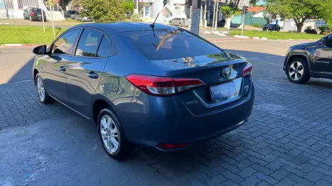 TOYOTA Yaris Sedan 1.5 16V 4P FLEX XL LIVE MULTIDRIVE AUTOM�TICO CVT, Foto 10