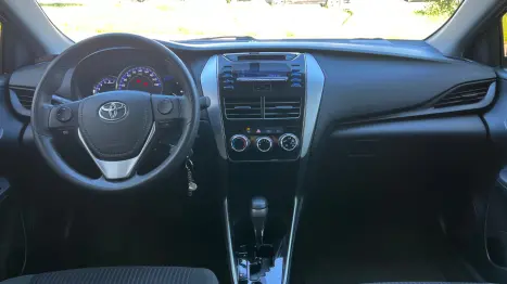 TOYOTA Yaris Sedan 1.5 16V 4P FLEX XL LIVE MULTIDRIVE AUTOM�TICO CVT, Foto 14