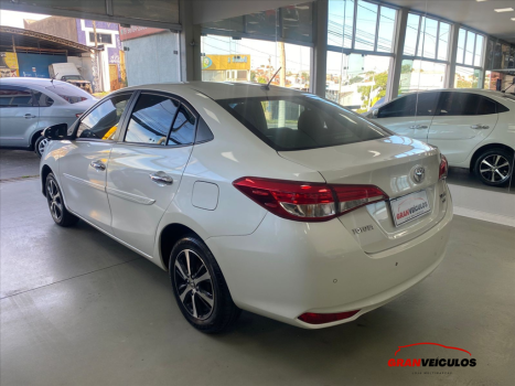 TOYOTA Yaris Sedan 1.5 16V 4P FLEX XLS MULTIDRIVE AUTOM�TICO CVT, Foto 6