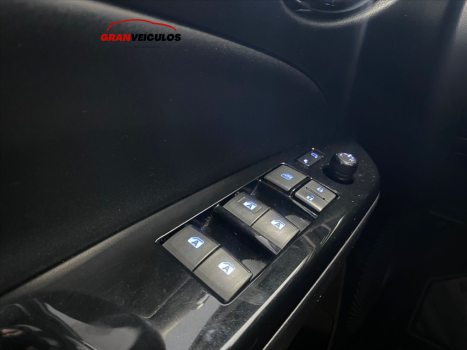 TOYOTA Yaris Sedan 1.5 16V 4P FLEX XLS MULTIDRIVE AUTOM�TICO CVT, Foto 10