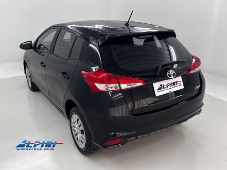 TOYOTA Yaris Sedan 1.5 16V 4P FLEX XL MULTIDRIVE AUTOM�TICO CVT, Foto 4