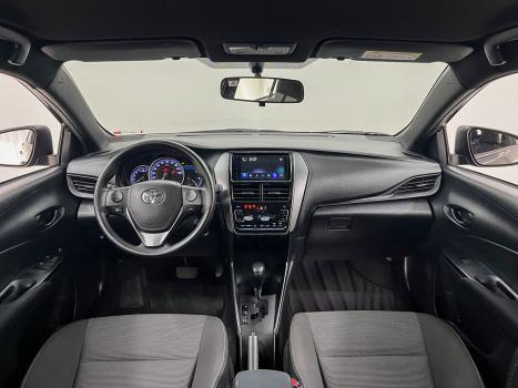 TOYOTA Yaris Sedan 1.5 16V 4P FLEX XL MULTIDRIVE AUTOM�TICO CVT, Foto 5