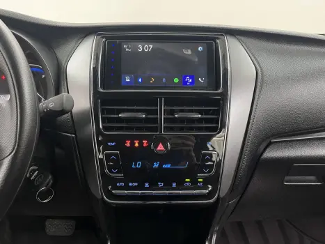 TOYOTA Yaris Sedan 1.5 16V 4P FLEX XL MULTIDRIVE AUTOM�TICO CVT, Foto 16