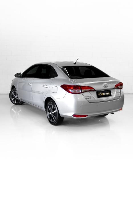 TOYOTA Yaris Sedan 1.5 16V 4P FLEX XS MULTIDRIVE AUTOM�TICO CVT, Foto 3