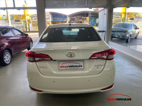TOYOTA Yaris Sedan 1.5 16V 4P FLEX XLS MULTIDRIVE AUTOM�TICO CVT, Foto 5