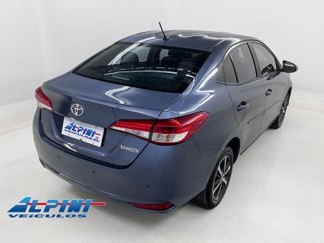 TOYOTA Yaris Sedan 1.3 16V 4P FLEX XL MULTIDRIVE LIVE AUTOM�TICO CVT, Foto 3