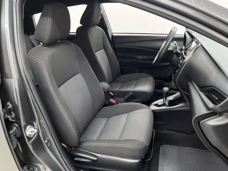 TOYOTA Yaris Sedan 1.5 16V 4P FLEX XL MULTIDRIVE AUTOM�TICO CVT, Foto 6